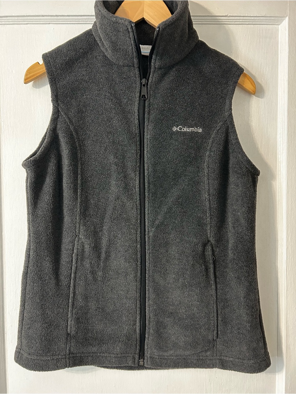 Columbia Women's Dark Gray Full-Zip Fleece Vest - Small